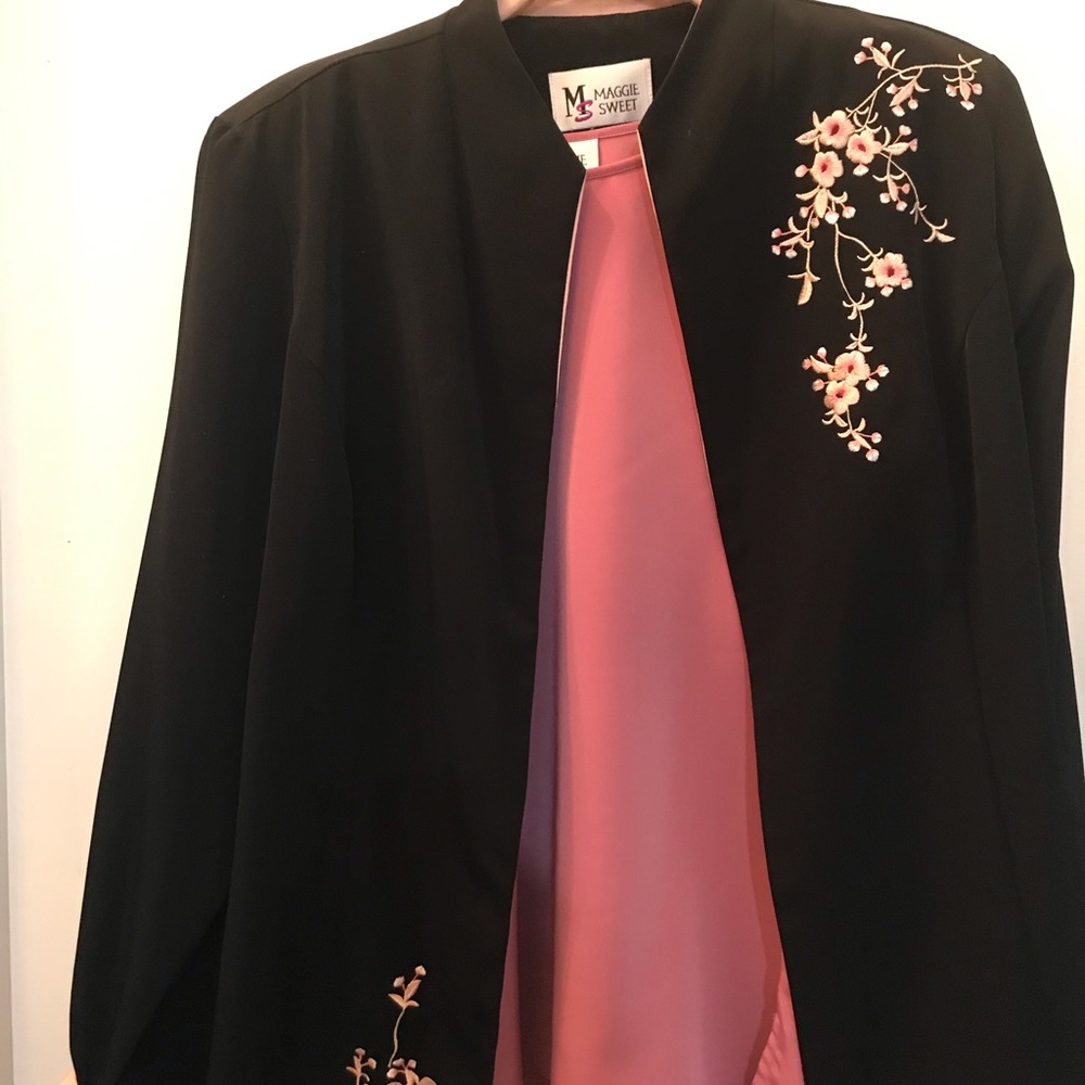 Two Piece Sets With Shell And Jacket. - image 2